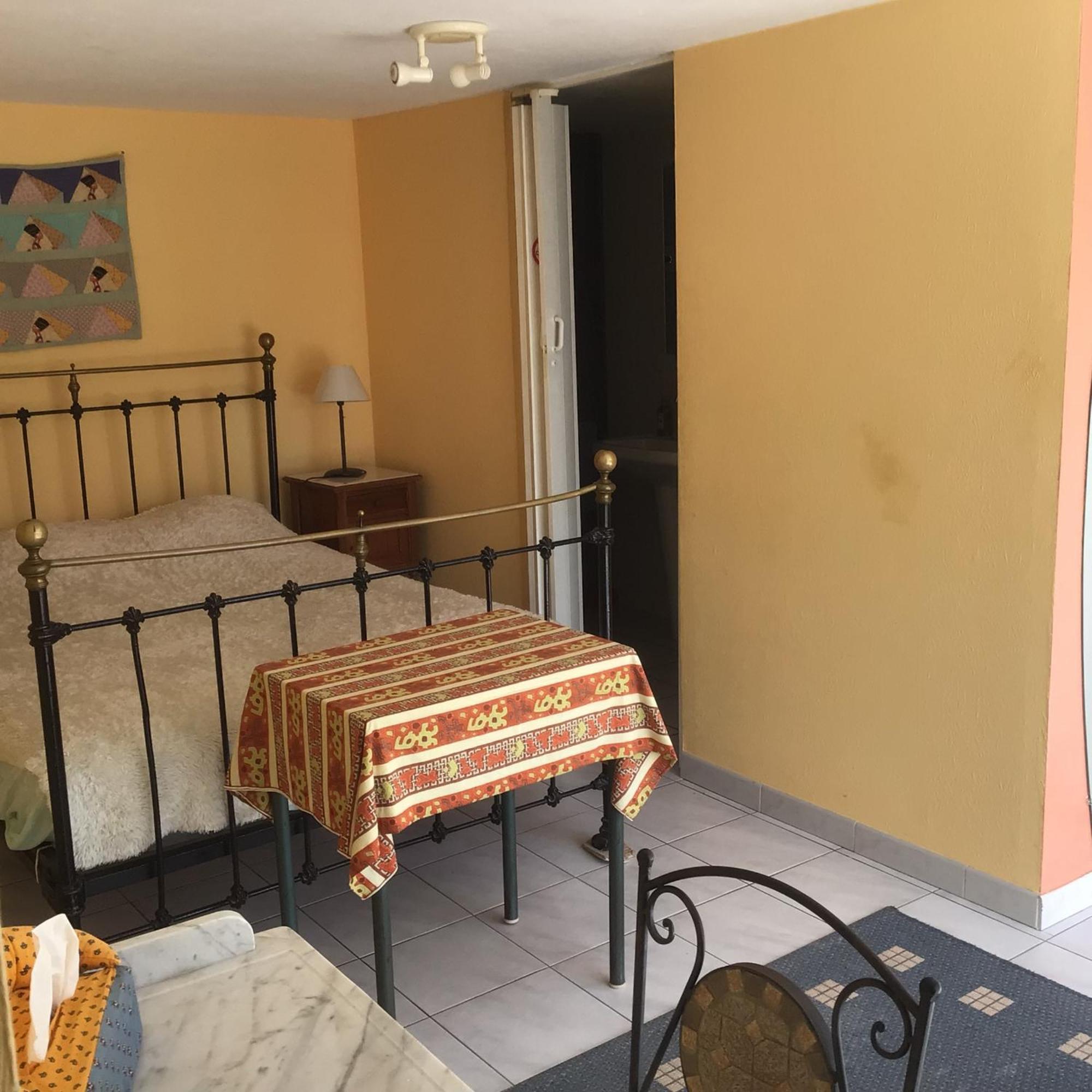 Les Conils - Gites Et Chambres D'Hotes Saint-Pierre-de-Vassols Kültér fotó